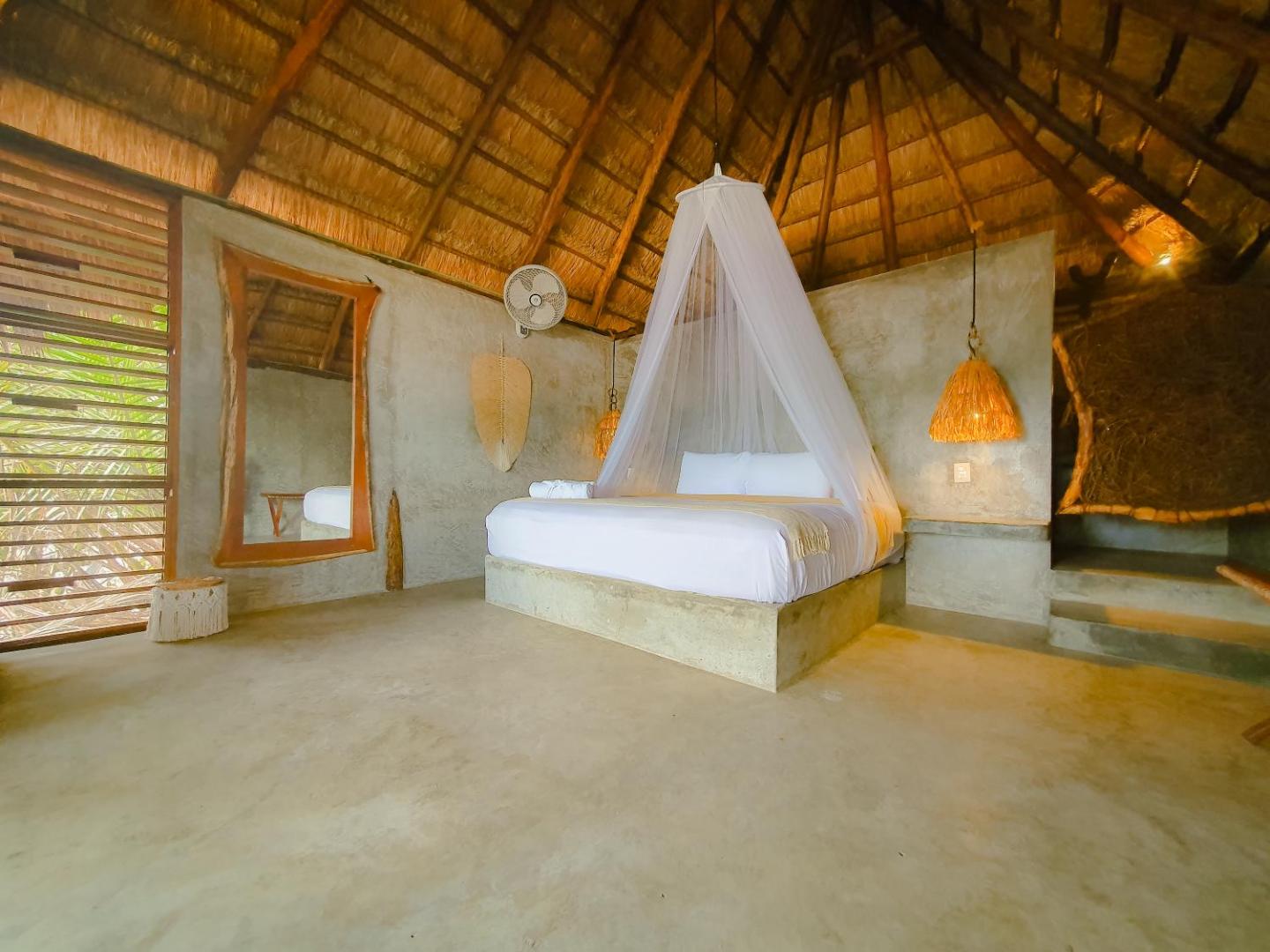 Cabanas Playa Condesa Tulum