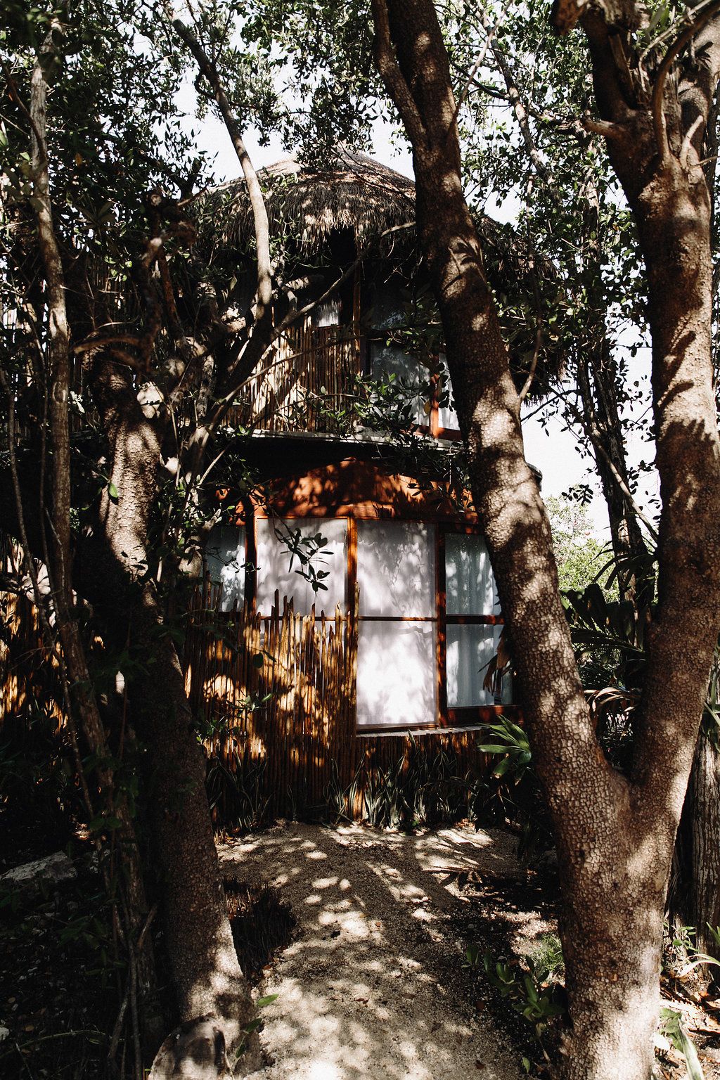 Mamasan Treehouses & Cabins