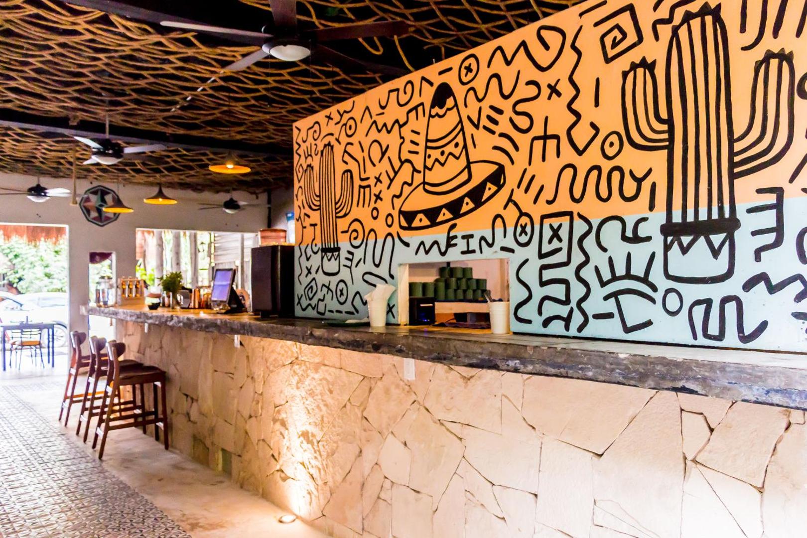 Mar & Carmen Beach Hostal