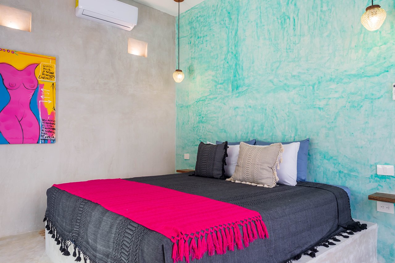 Turquoise Petit Hotel