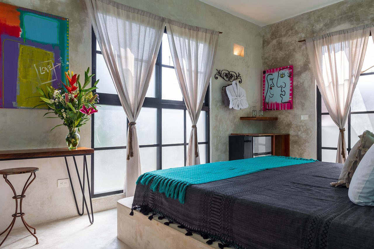 Turquoise Petit Hotel