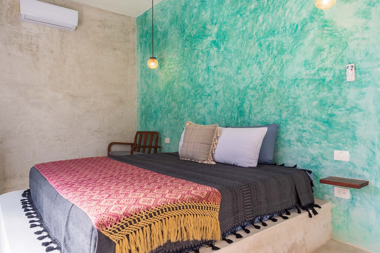 Turquoise Petit Hotel
