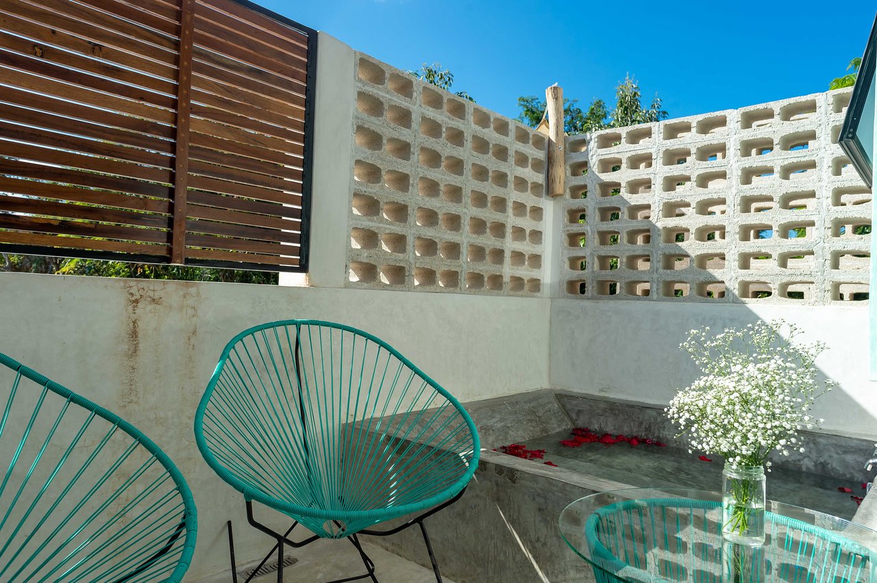 Turquoise Petit Hotel