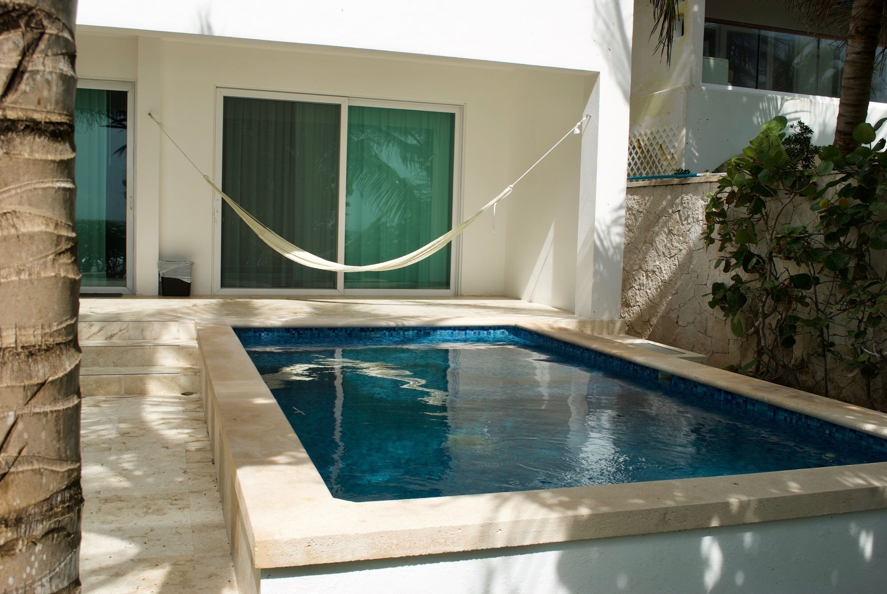 Casa Coral Luxury Condos