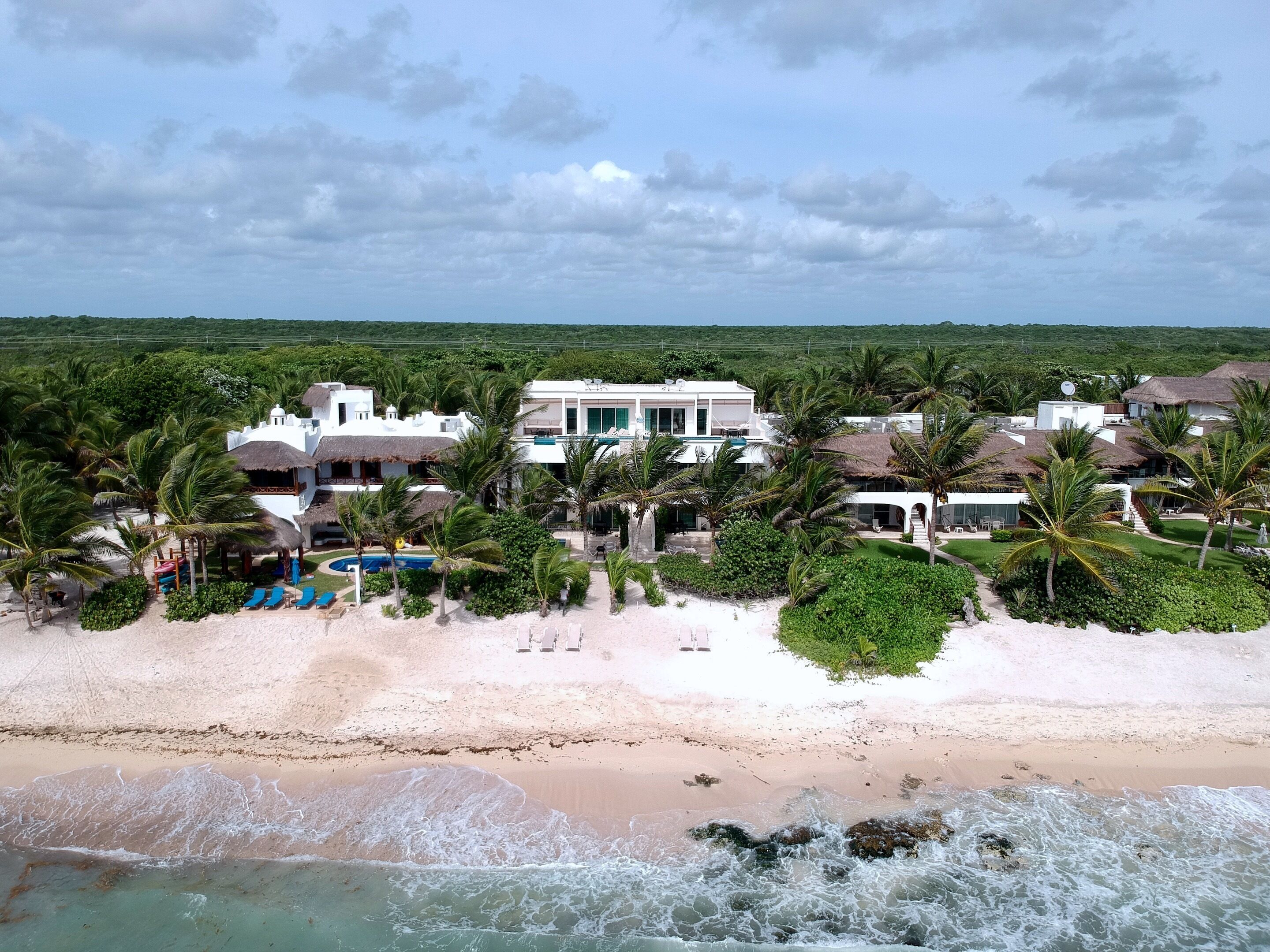 Casa Coral Luxury Condos