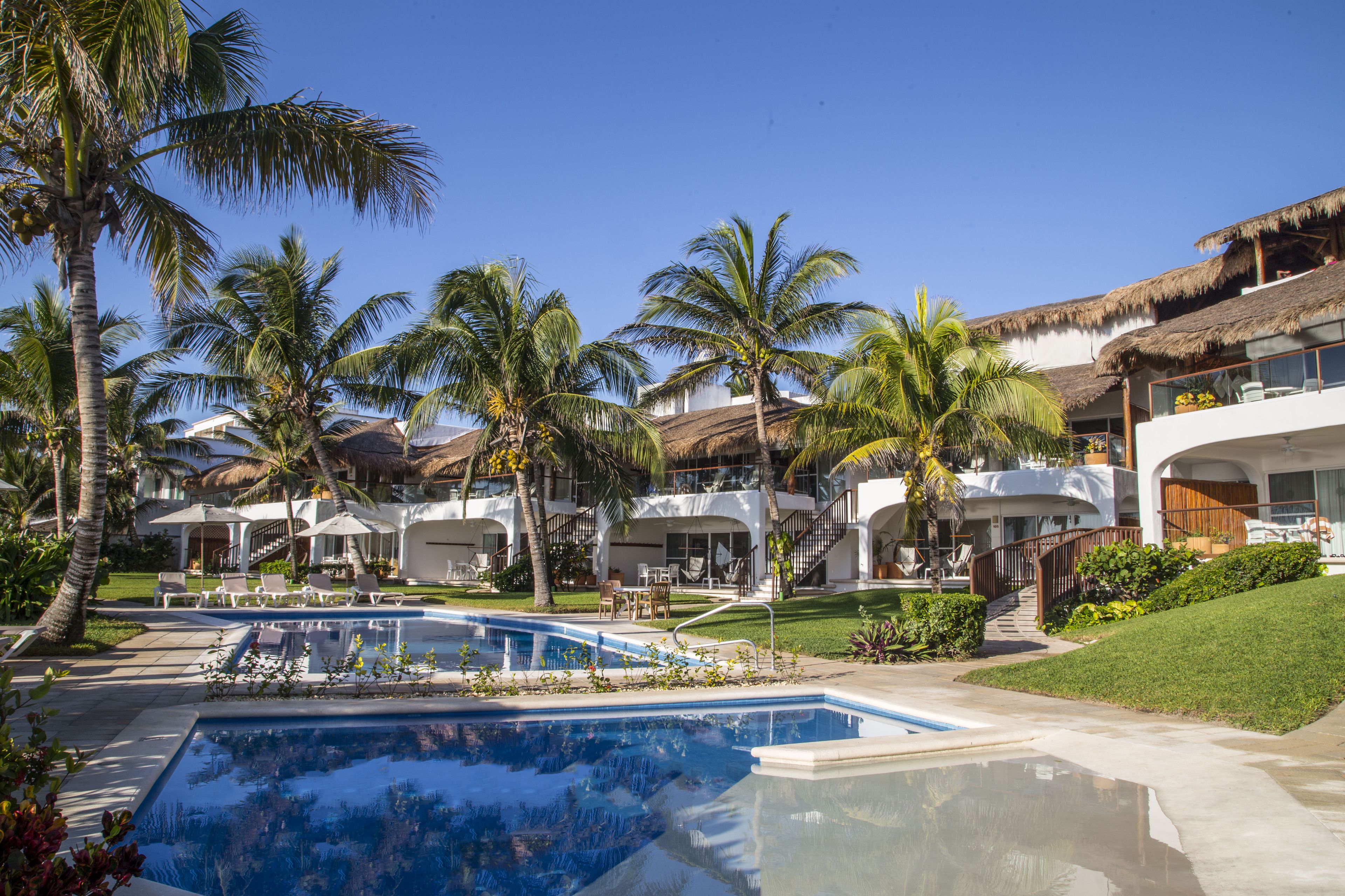 Las Villas Akumal 2B-14 by SkyRun