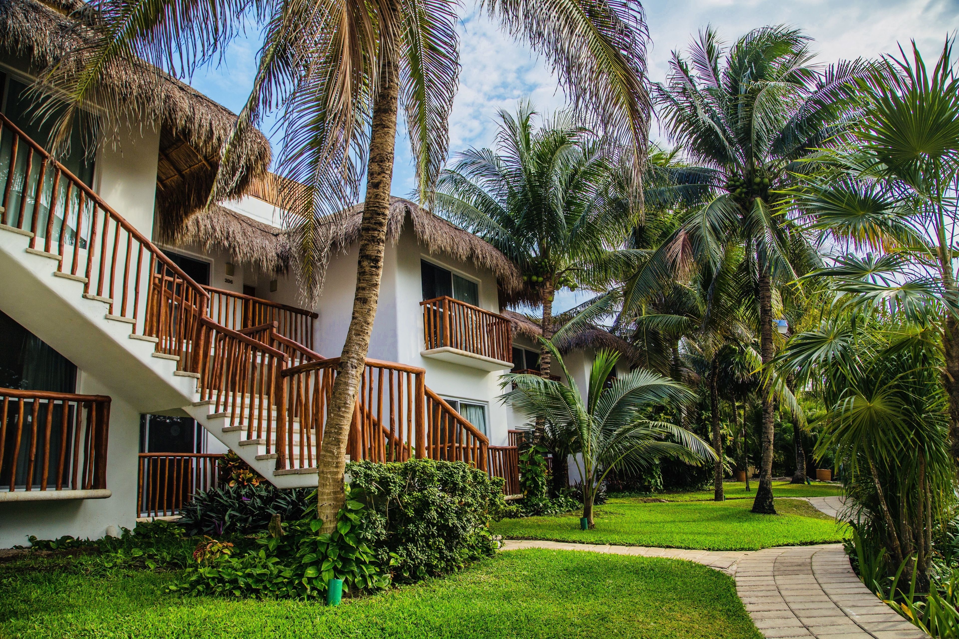 Las Villas Akumal 2B-14 by SkyRun