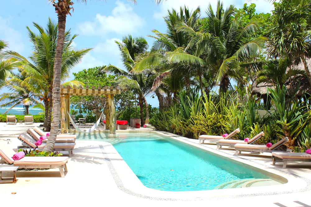 Villa Alma Rosa by RMH