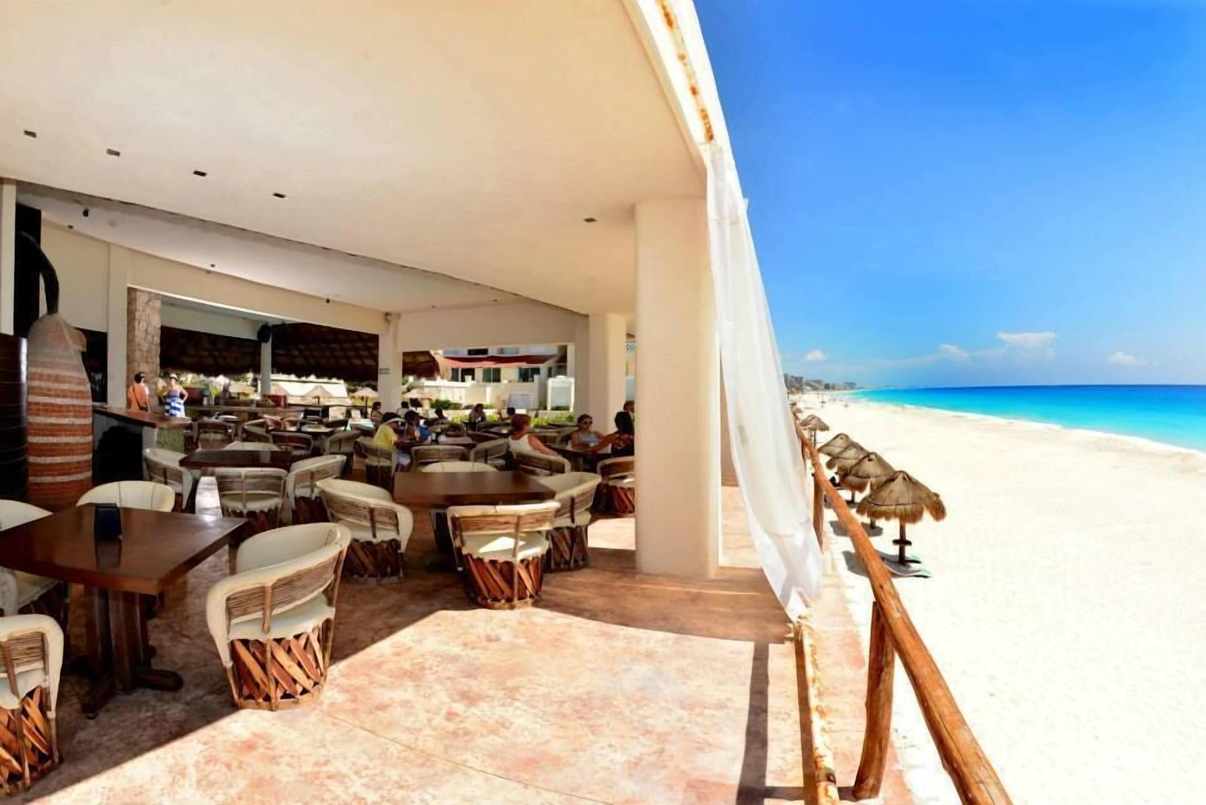 BSEA Cancun Plaza