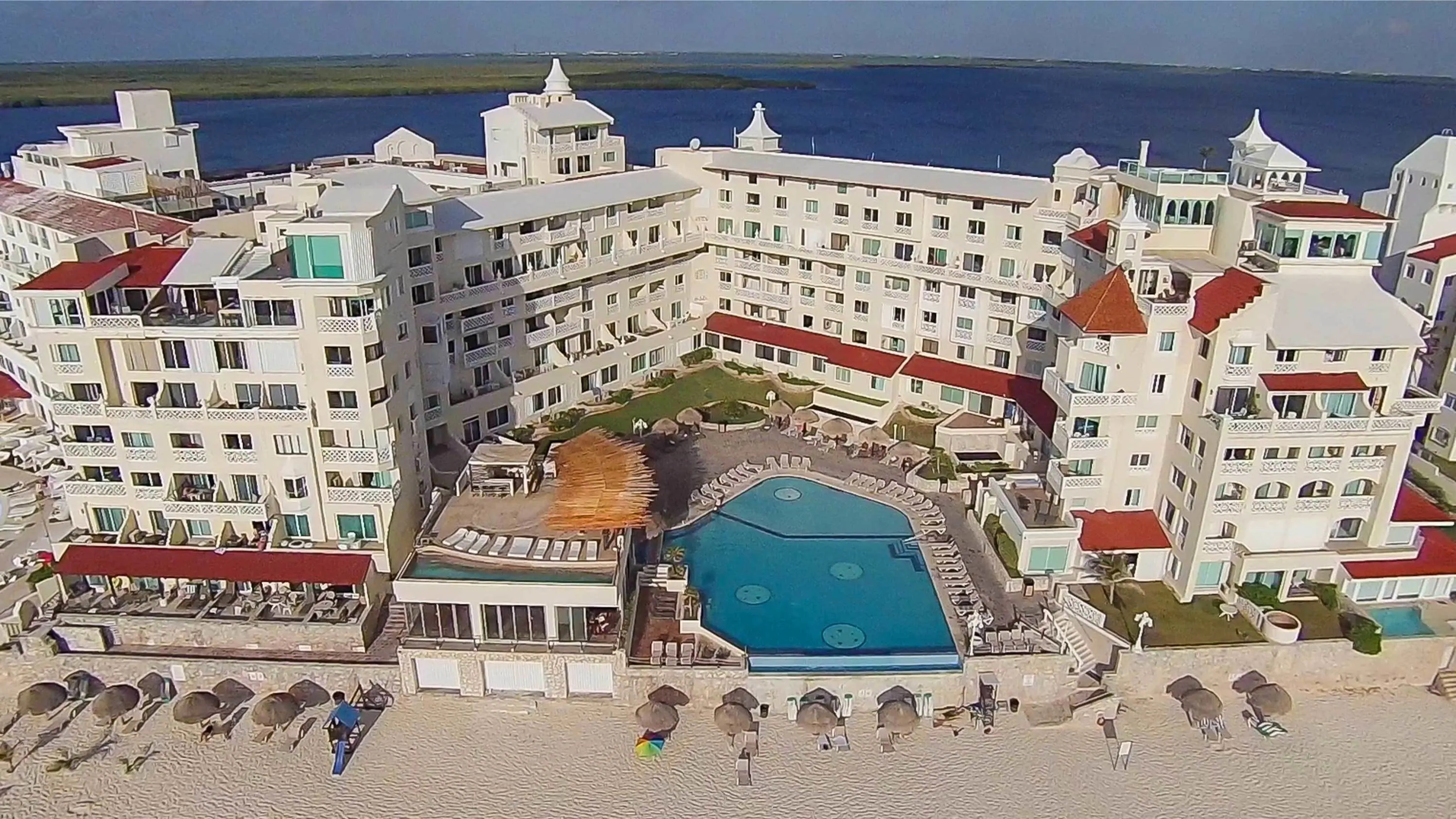BSEA Cancun Plaza