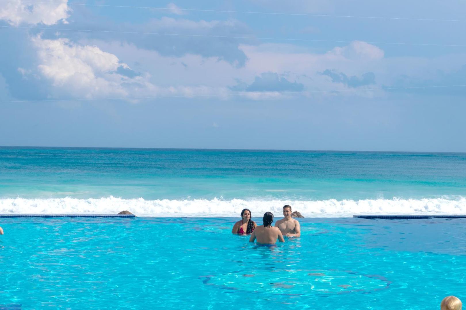 BSEA Cancun Plaza