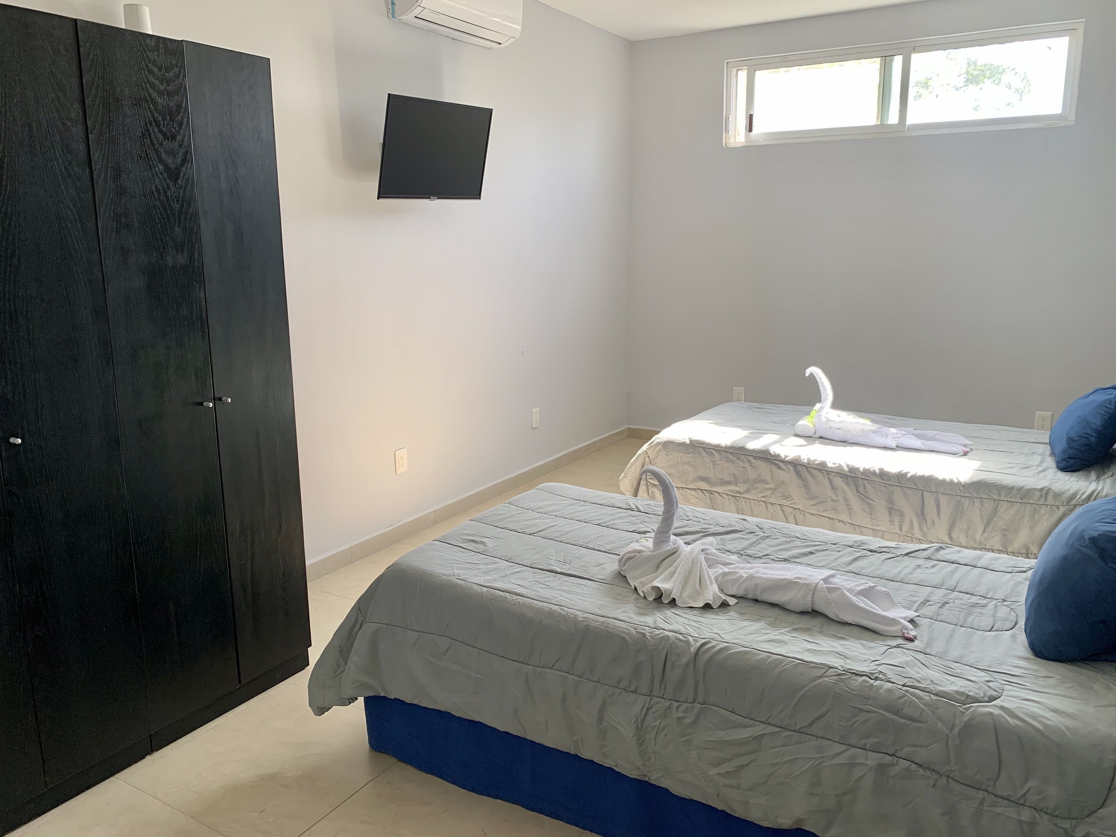 Cancun Tennis Inn