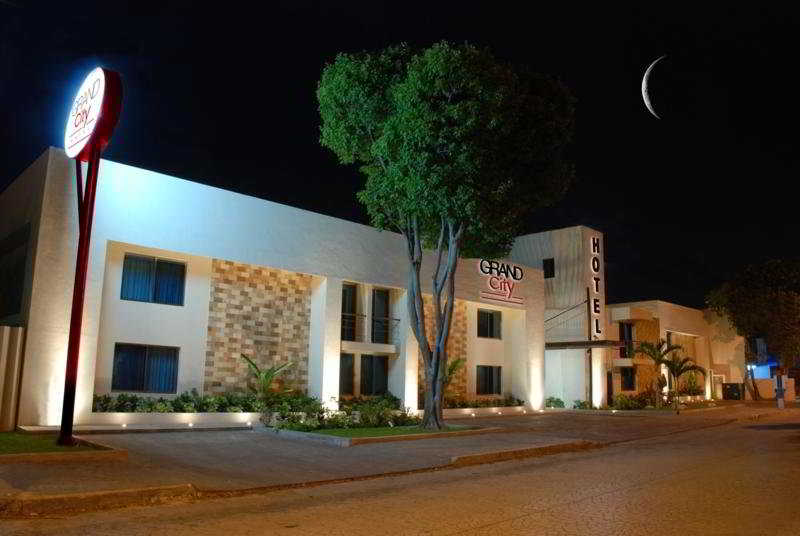 Grand City