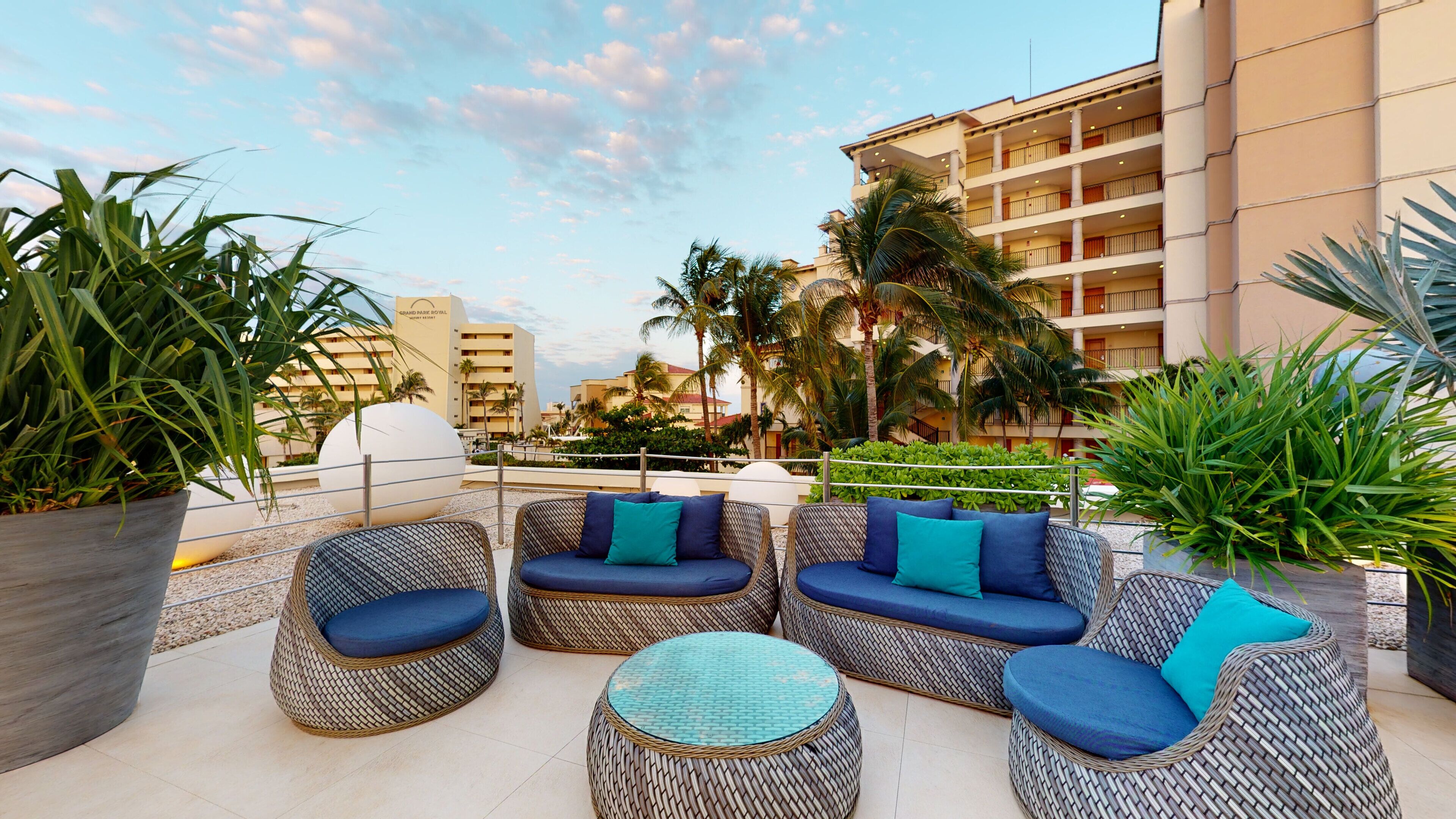 Grand Park Royal The Villas Cancún