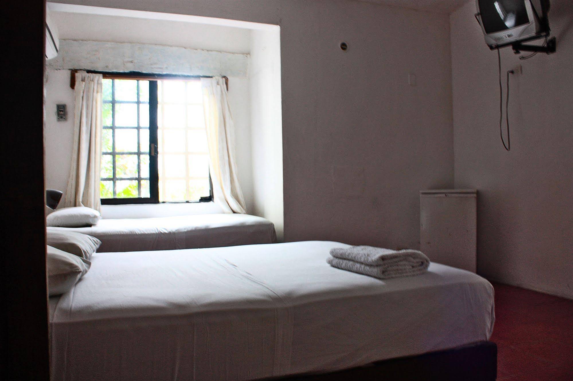 Haina Hostal