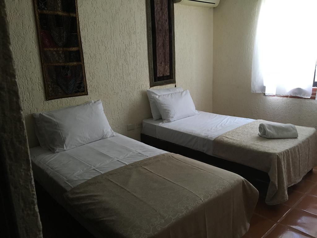 Hostel Kaana 4 You