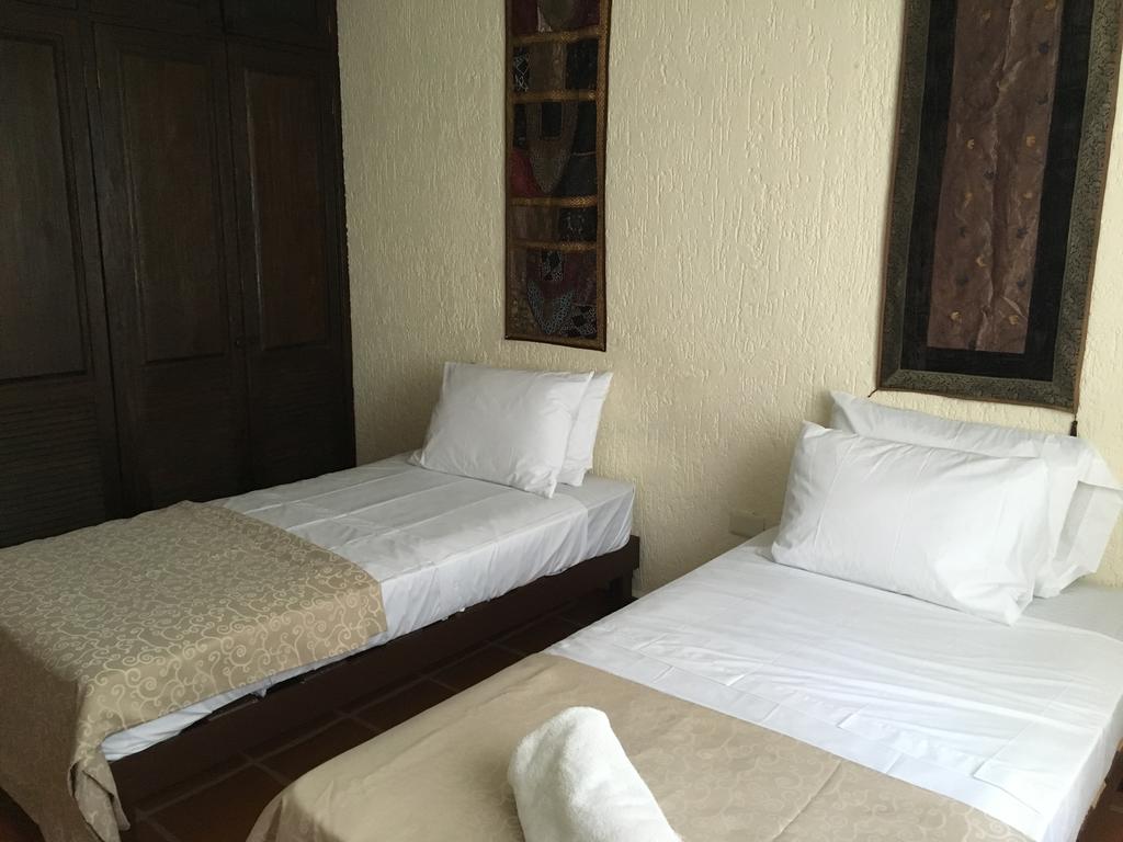 Hostel Kaana 4 You