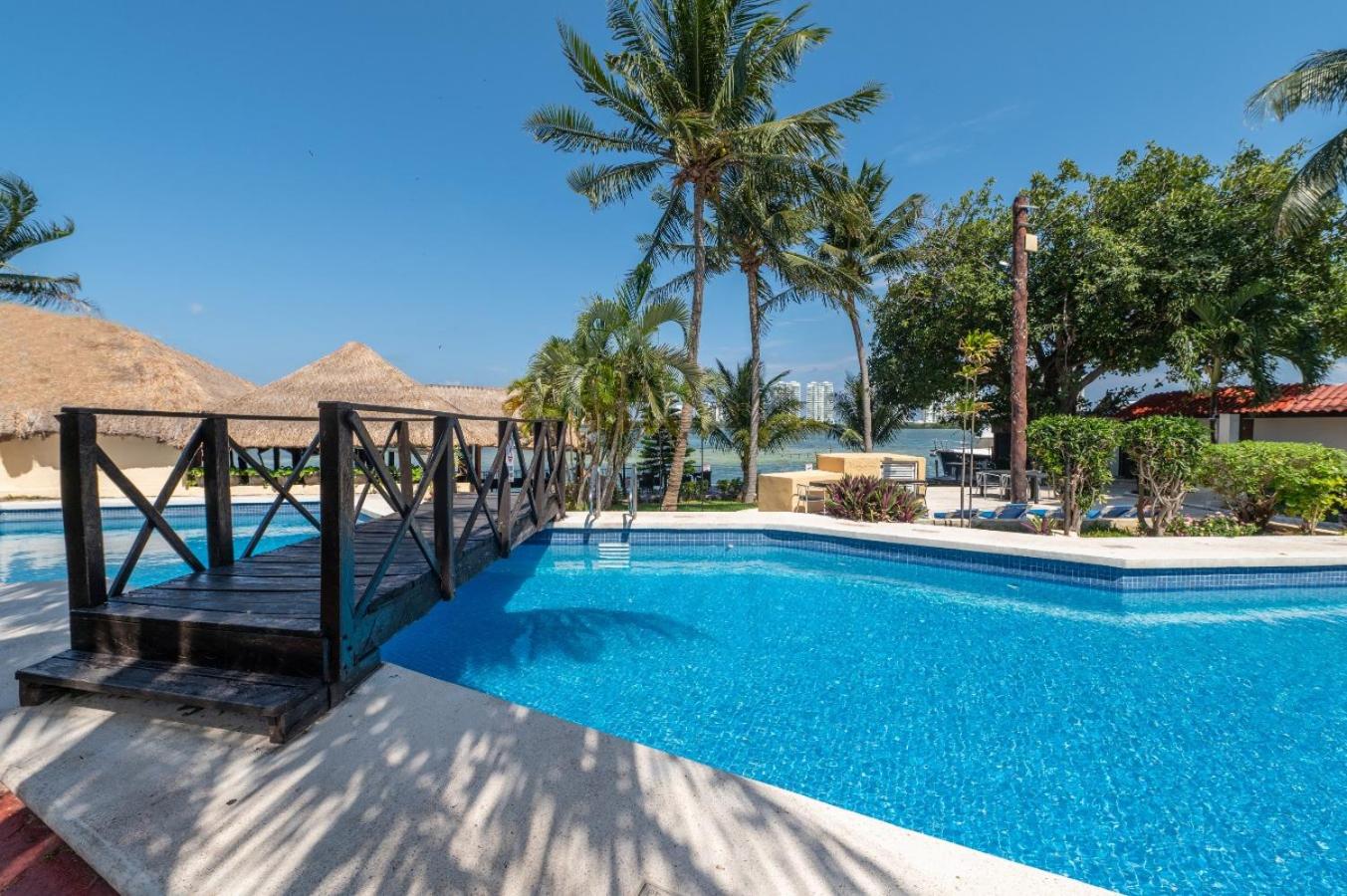 Hotel Faranda Imperial Laguna Cancún