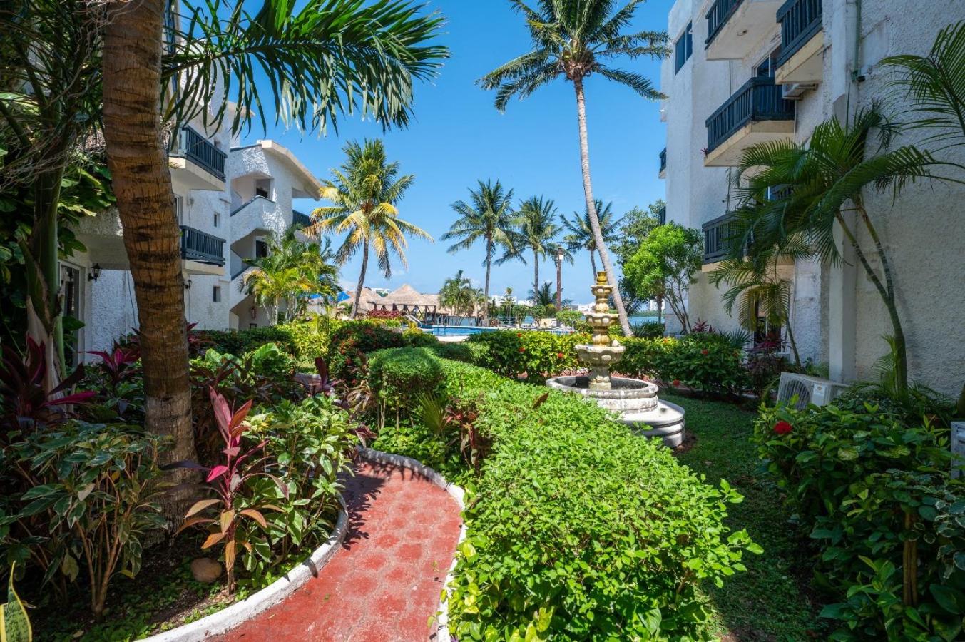 Hotel Faranda Imperial Laguna Cancún