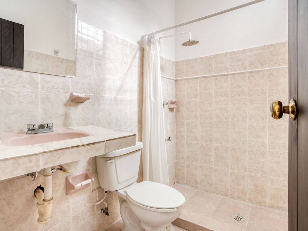 Hotel Hunab by OYO Rooms