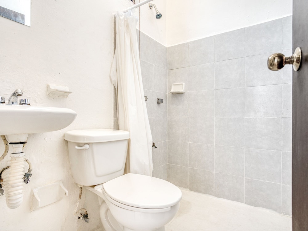 Hotel Hunab by OYO Rooms