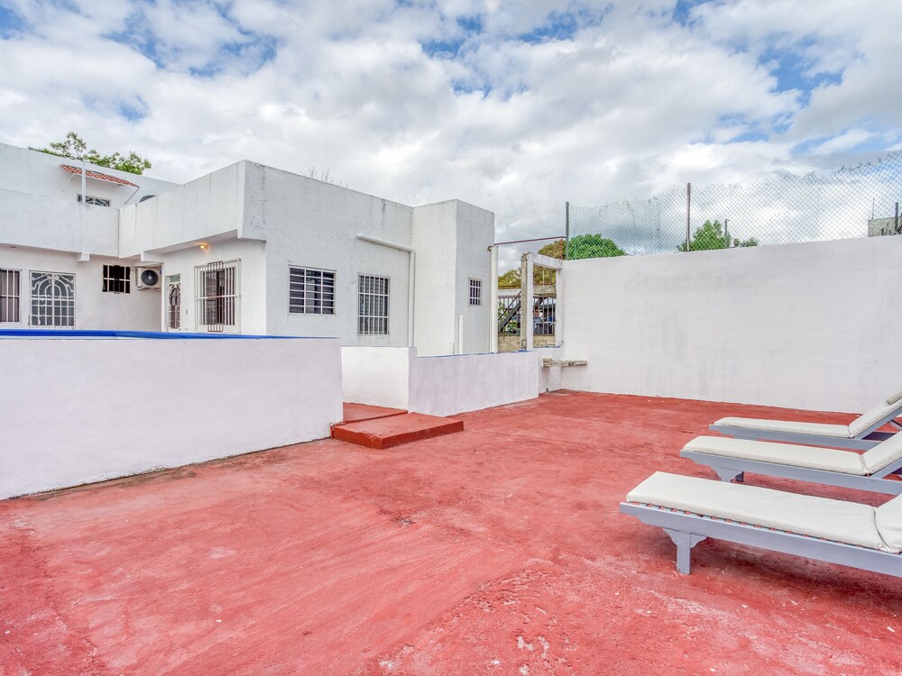 Hotel Hunab by OYO Rooms