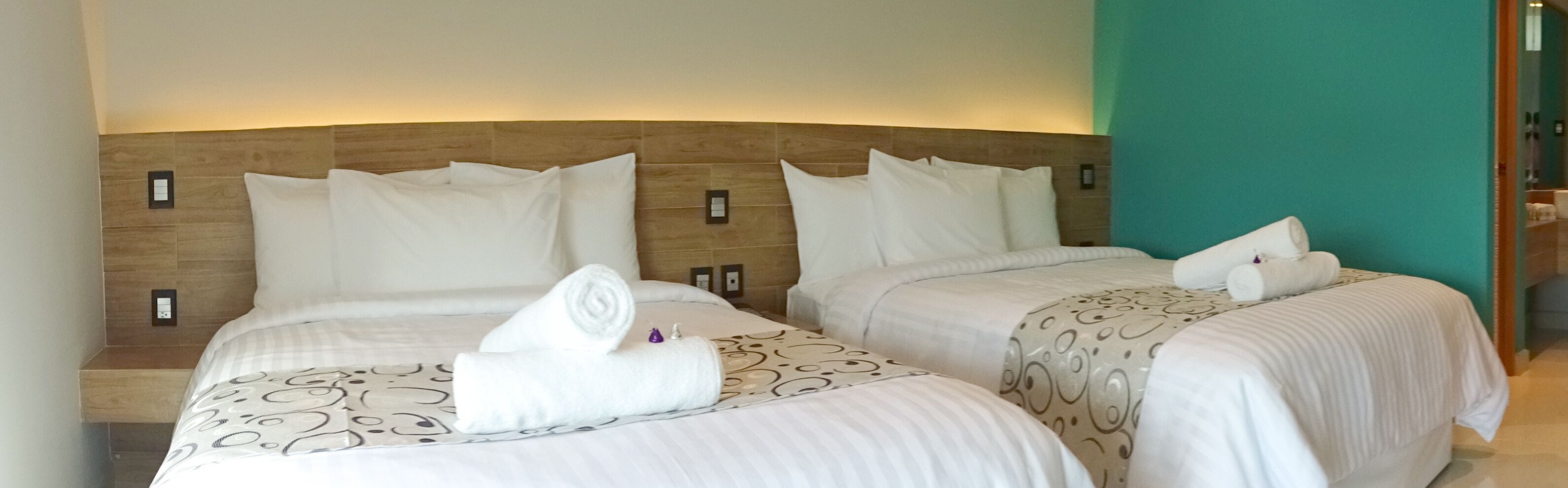 Hotel Kavia Plus