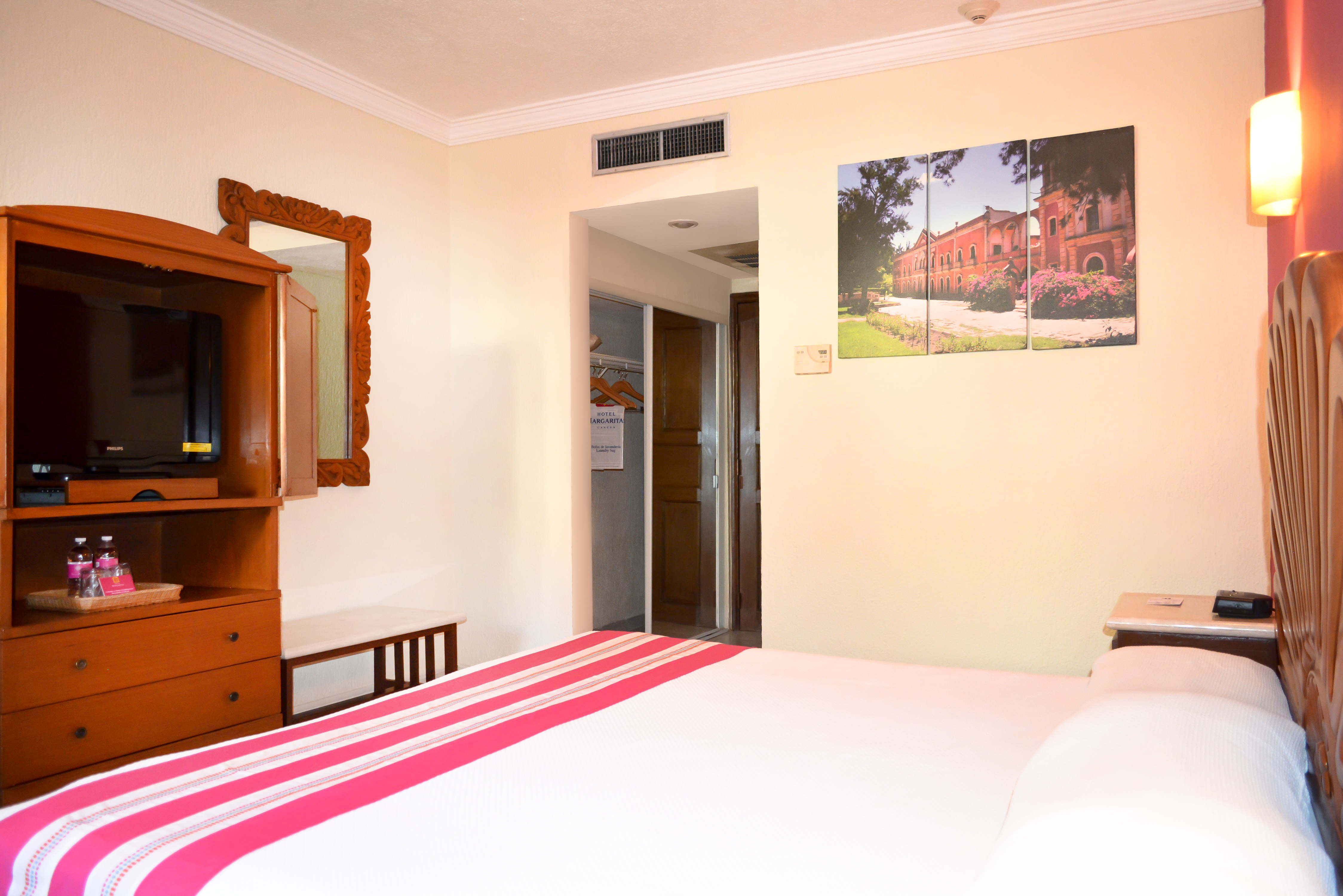 Hotel Margaritas Cancun