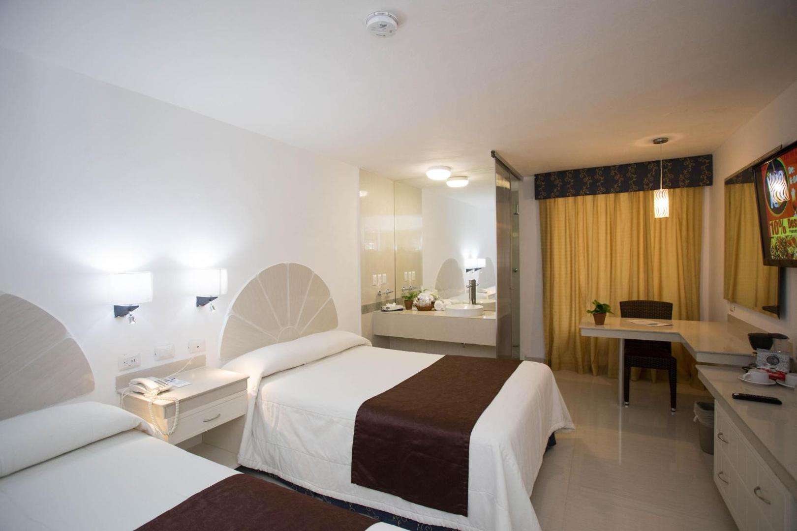 Hotel Plaza Caribe