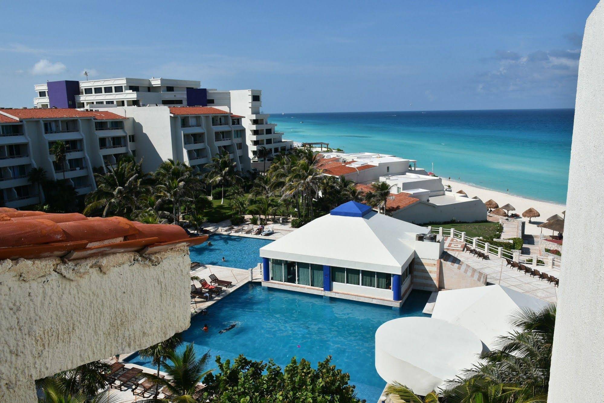 Hotel Solymar Cancun Beach Resort by Sol y Mar Condo