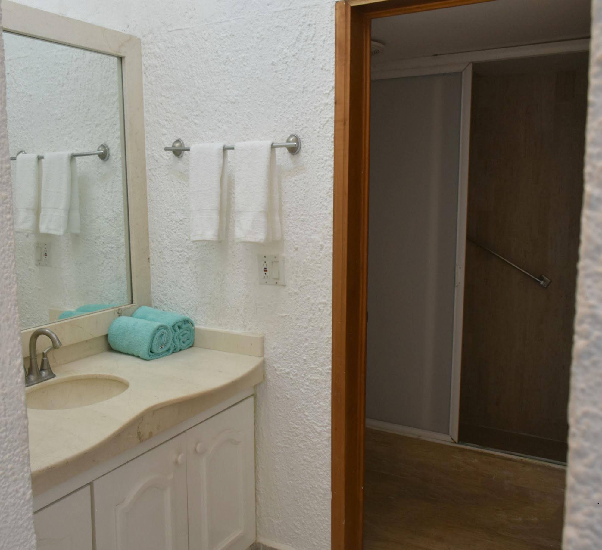 Hotel Solymar Cancun Beach Resort by Sol y Mar Condo