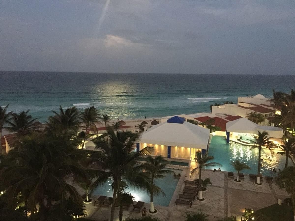 Hotel Solymar Cancun Beach Resort by Solymar Condos