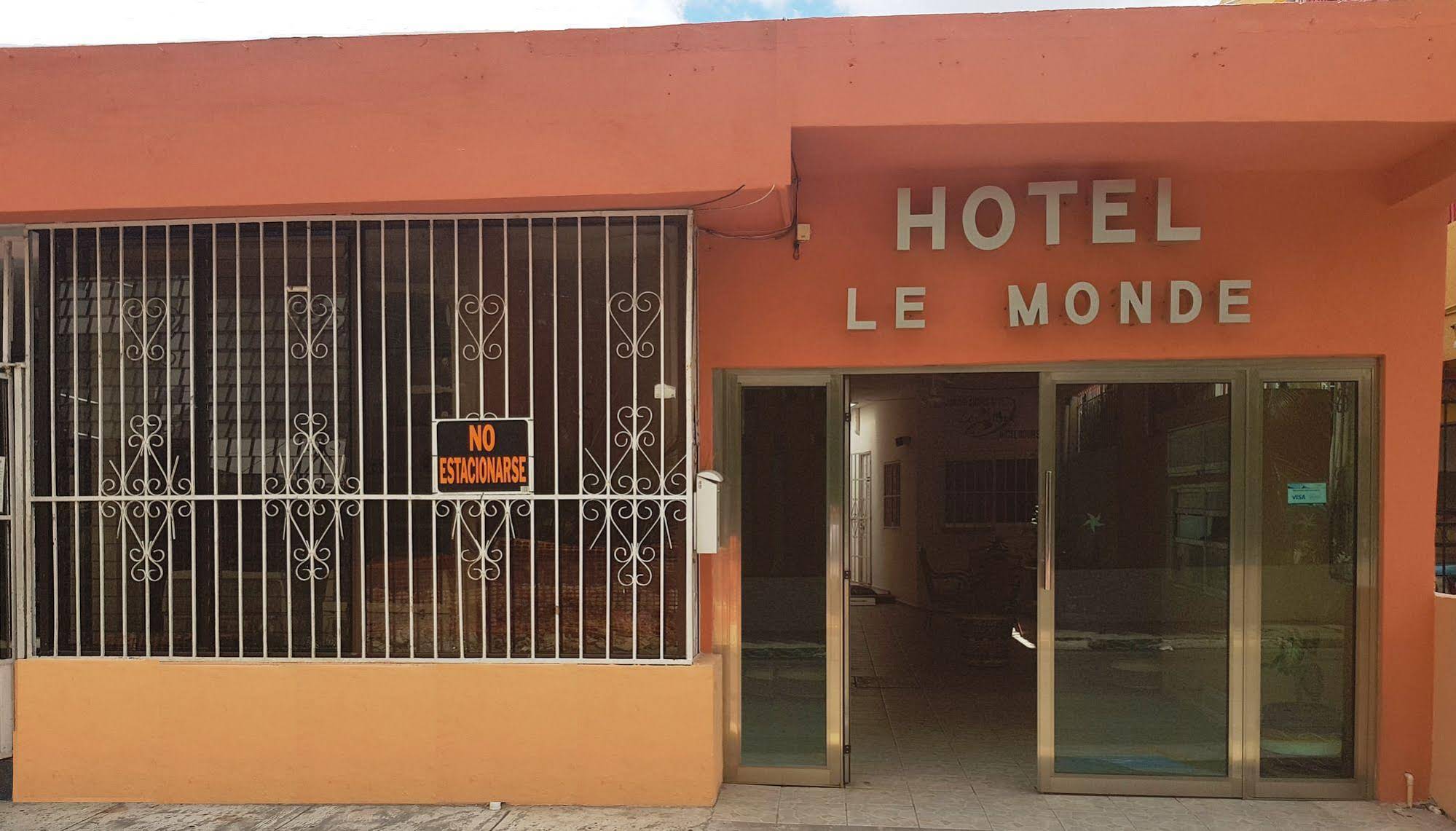 Hotel Suites Le Monde