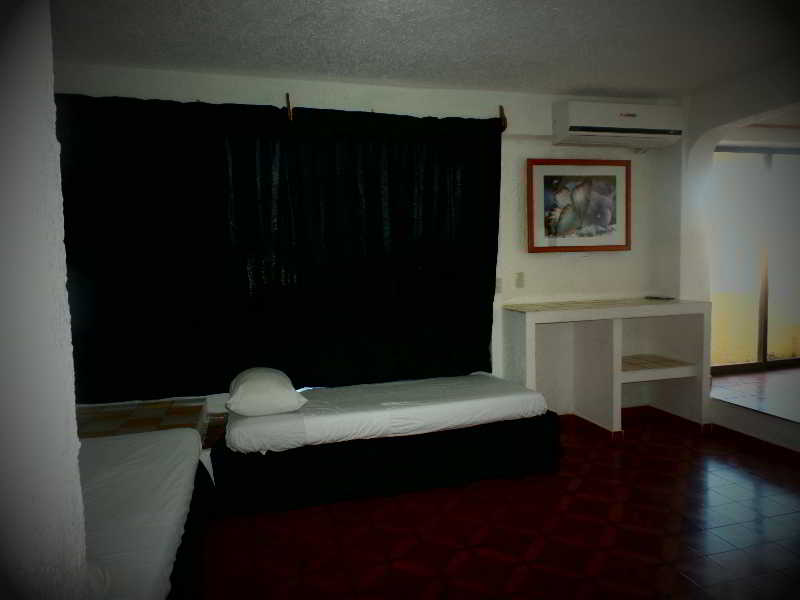 Ikaro Suites Cancun