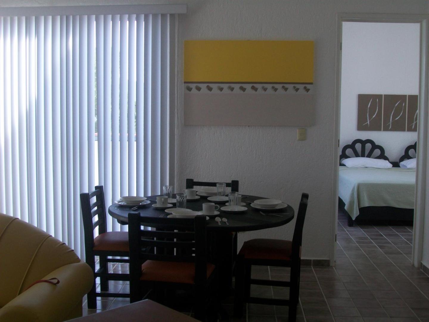 Las Gaviotas Hotel & Suites