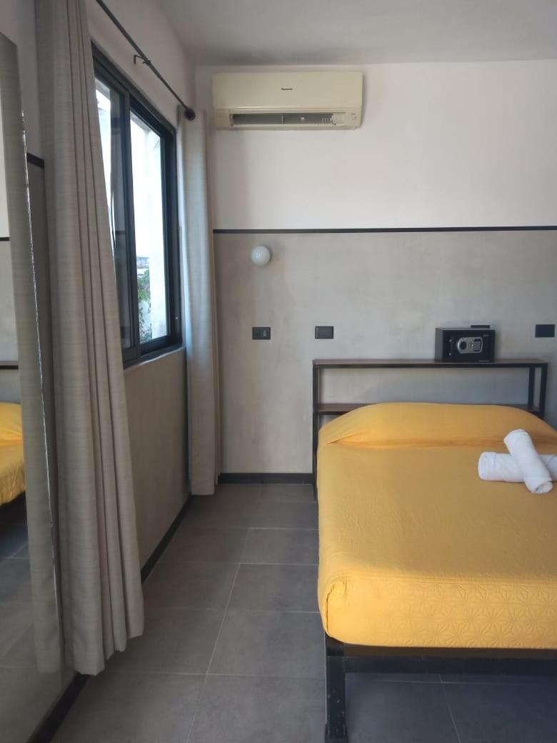 Moloch Hostel & Suites