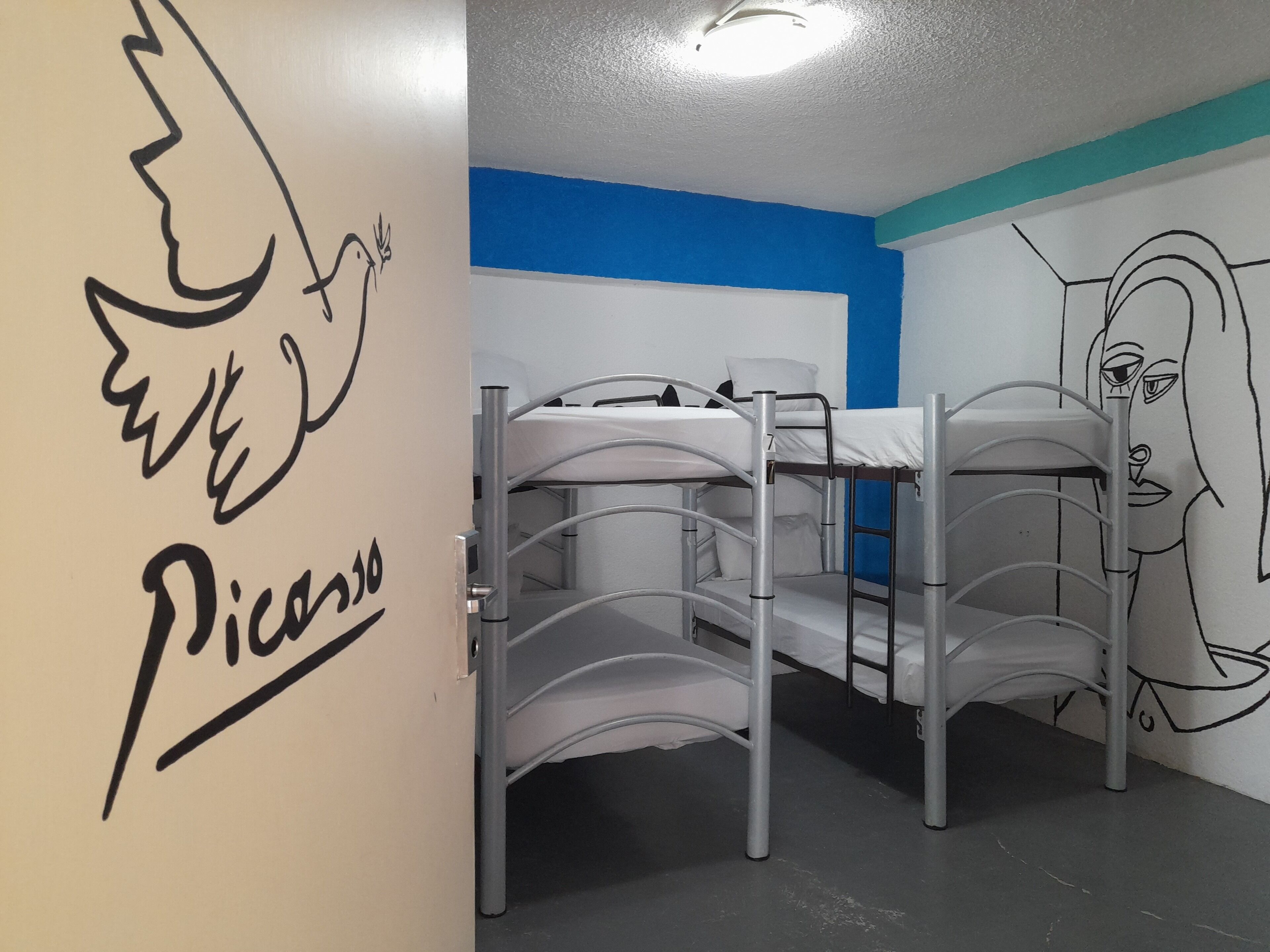 Nirvana Hotel & Hostel - Cancun Hotel Zone