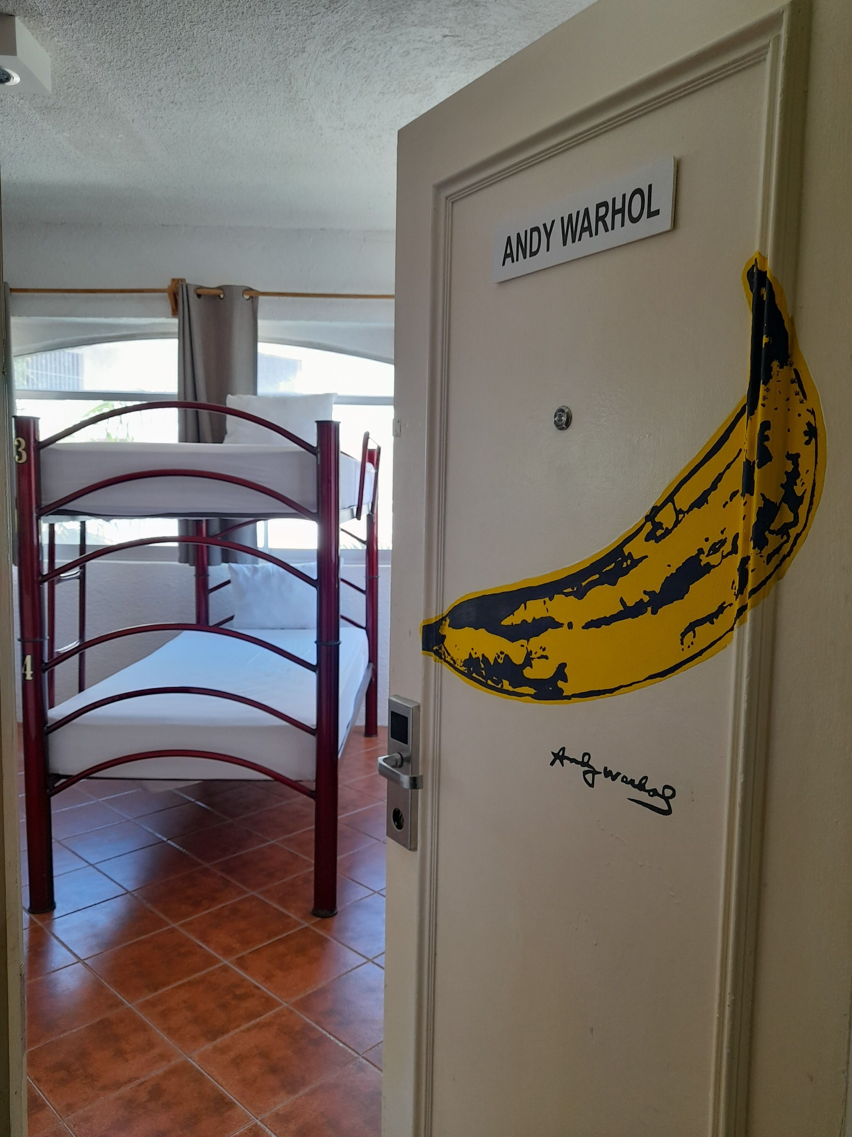 Nirvana Hotel & Hostel - Cancun Hotel Zone
