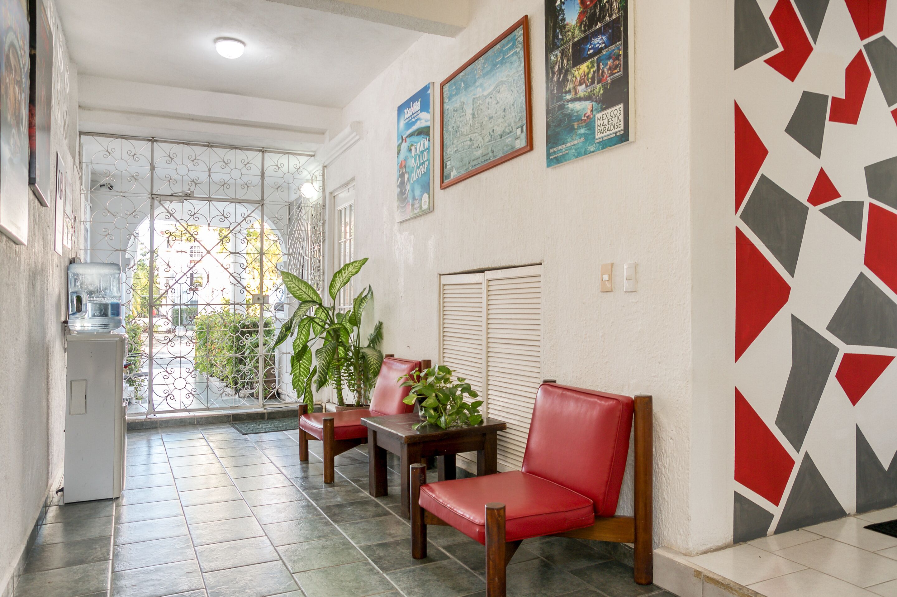 Posada Farallon Inn
