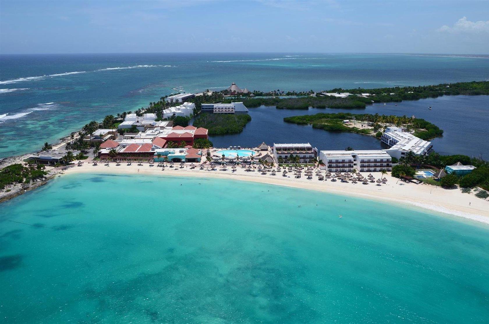 Club Regina Cancun