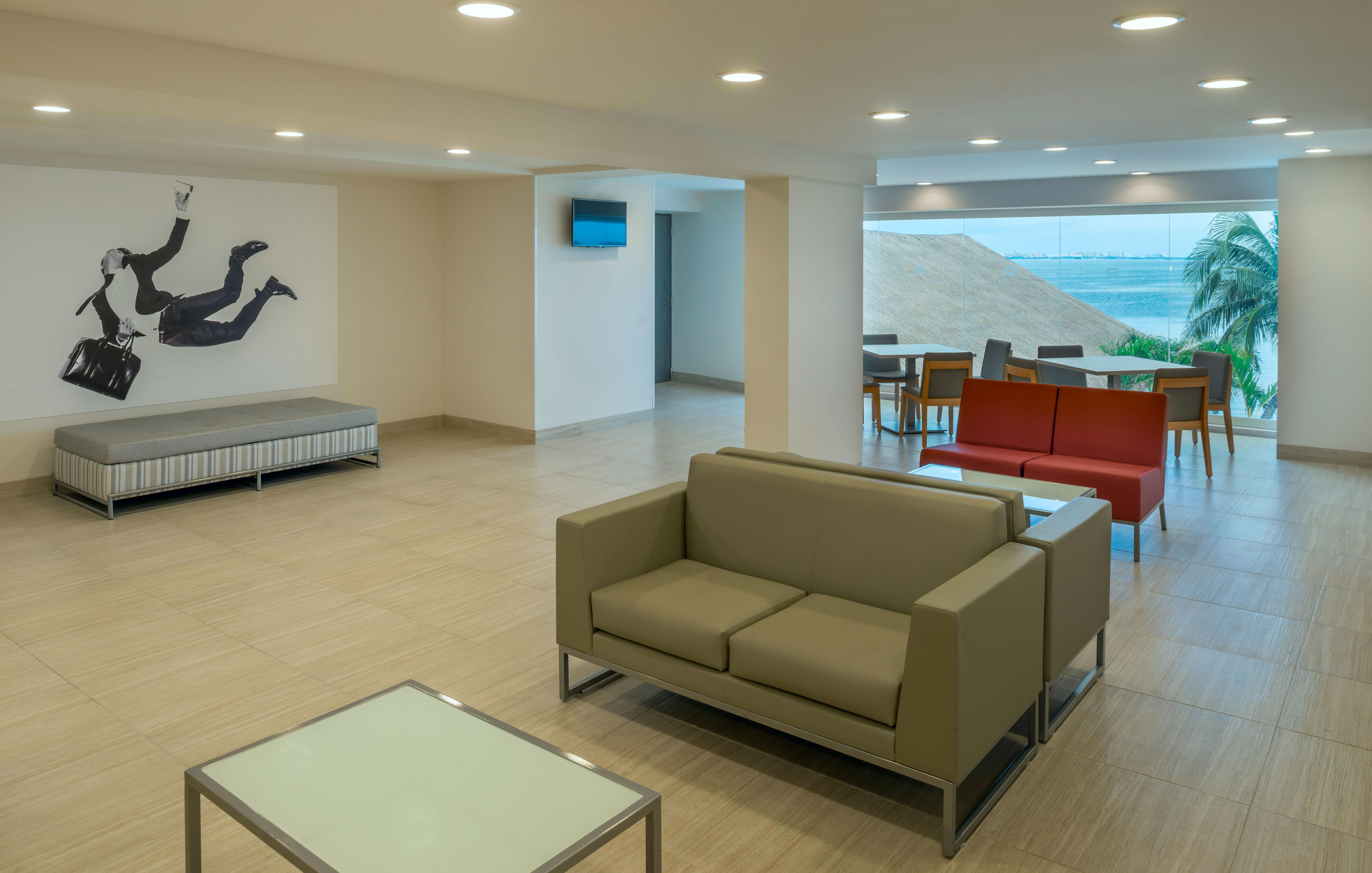 Real Inn Cancún