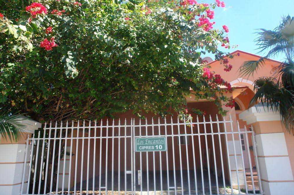 Residencia Los Encantos