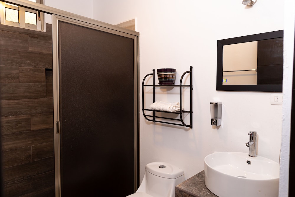 Santa Fe Studios And Suites