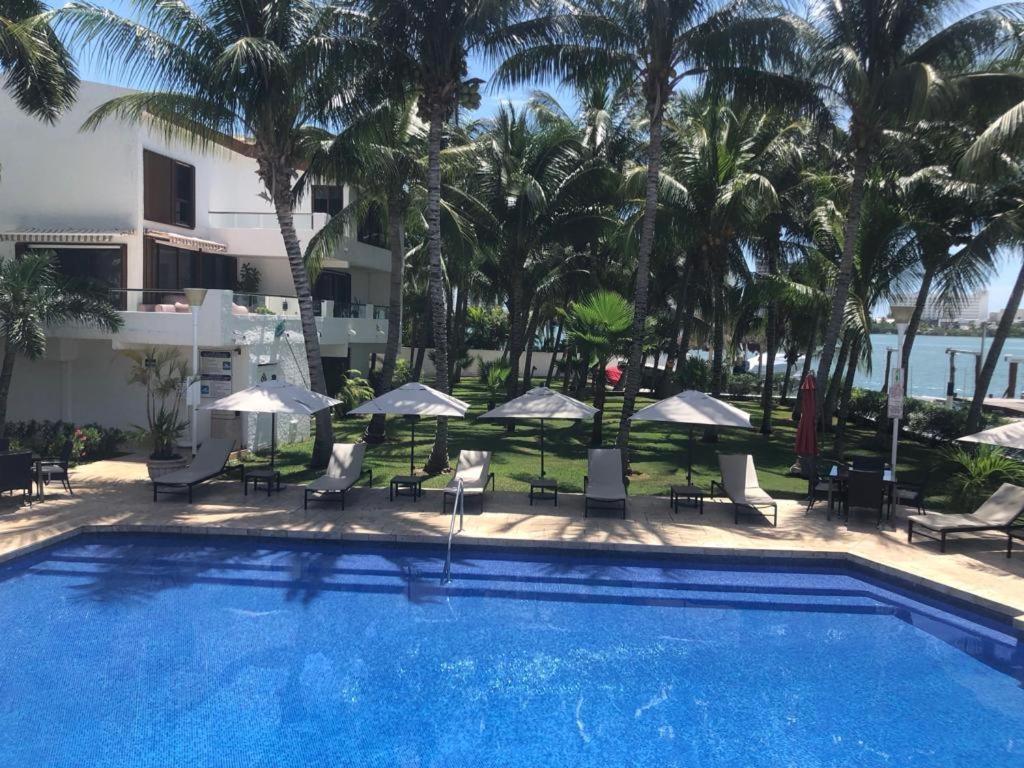 Sina Suites