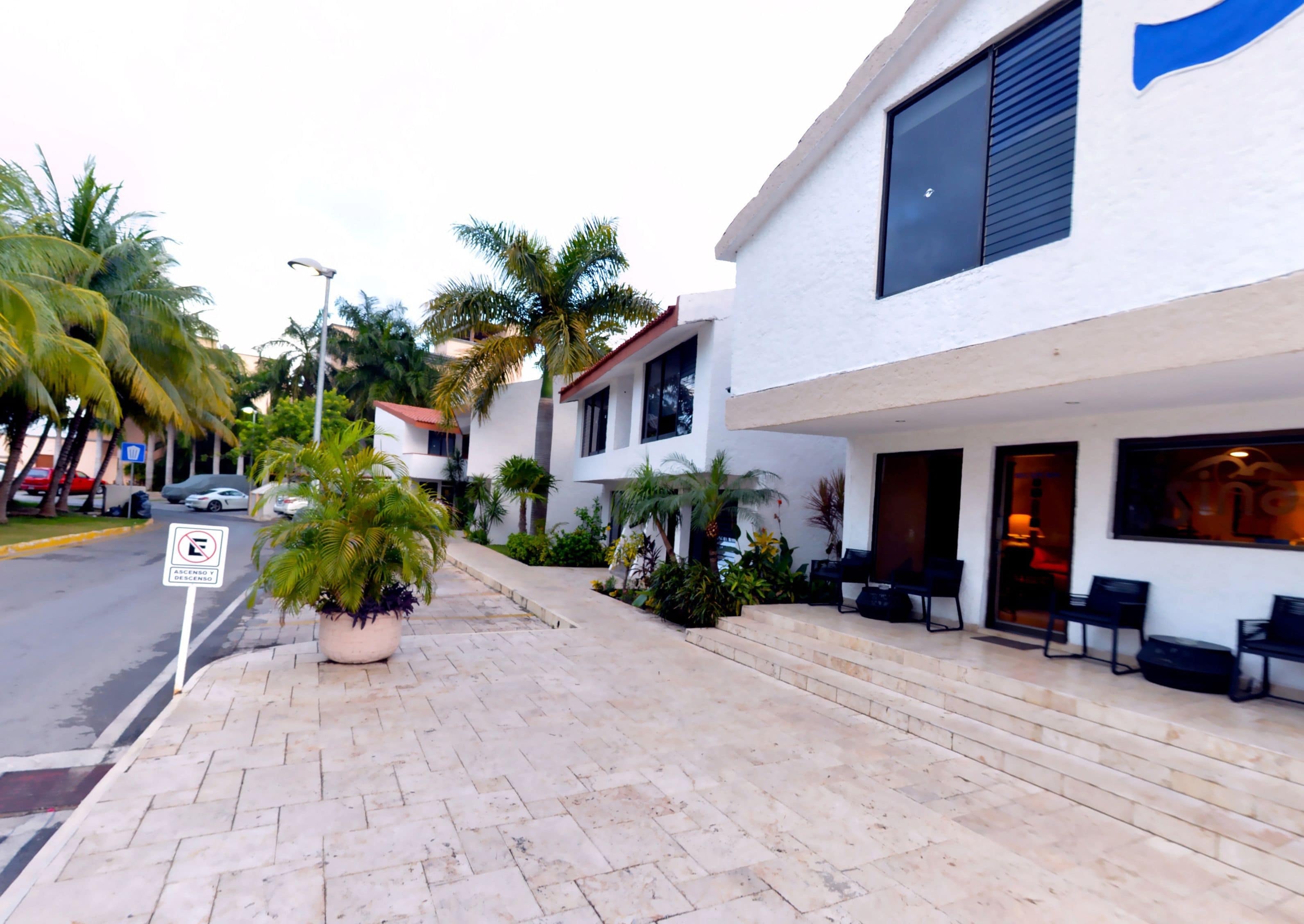 Sina Suites