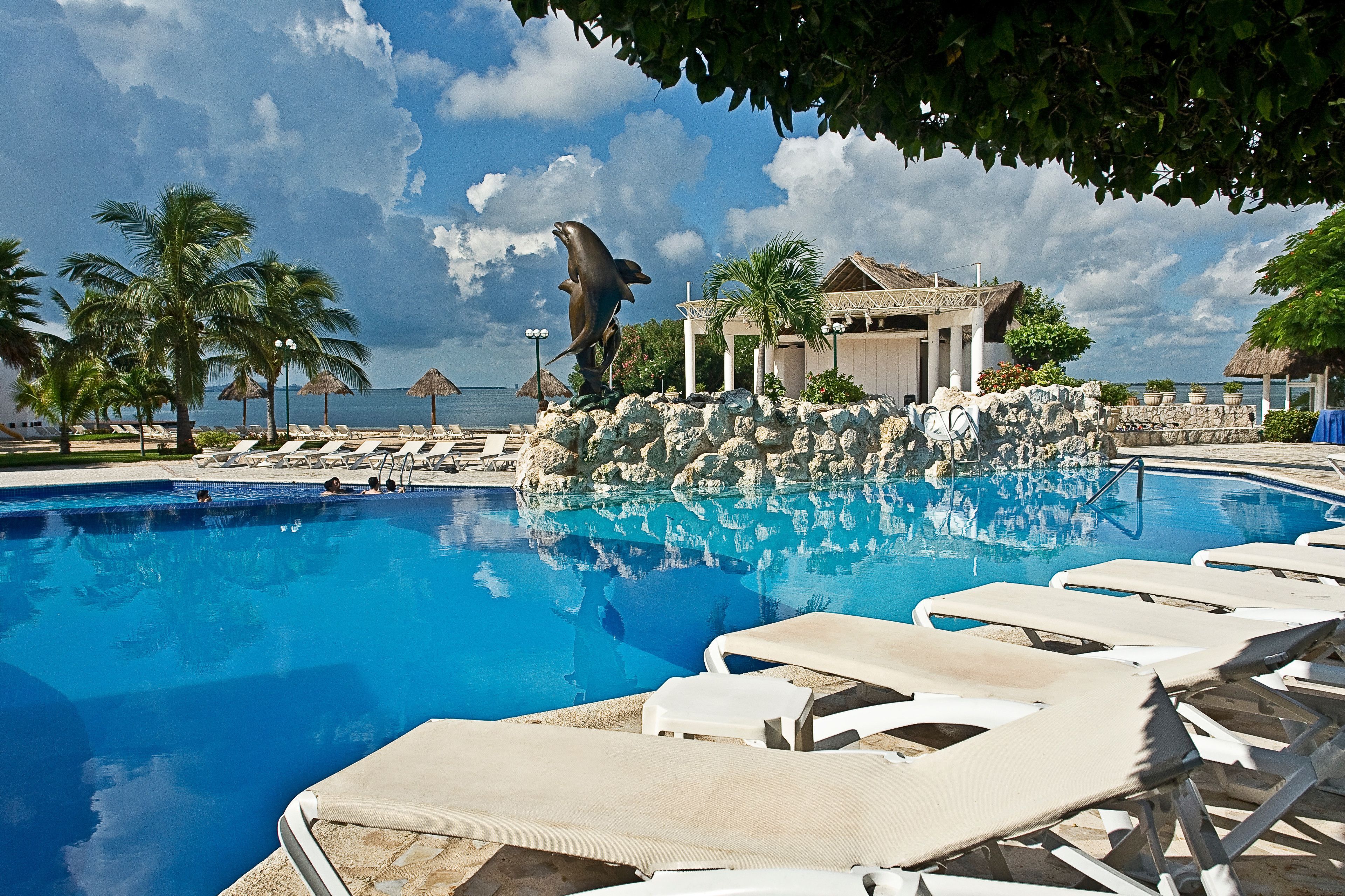 Sunset Marina Resort & Yacht Club