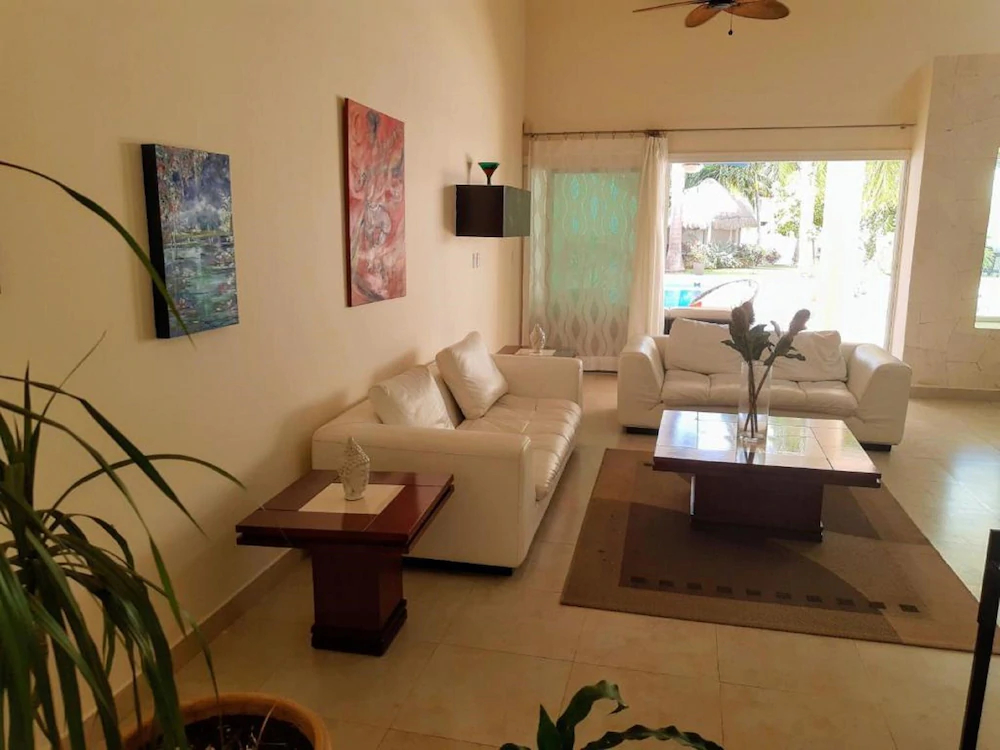 Villa Airport Prestige