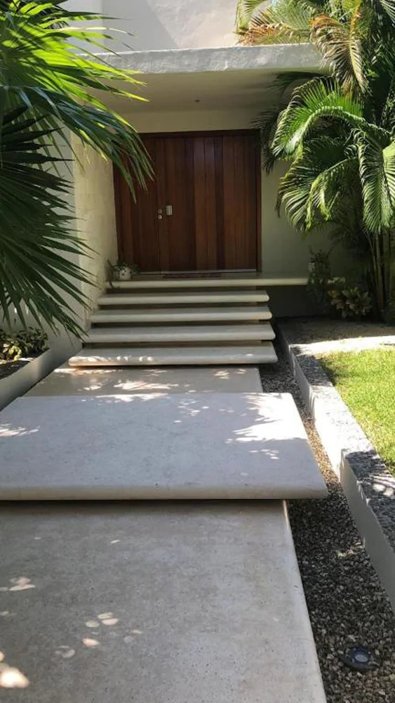Villa Airport Prestige