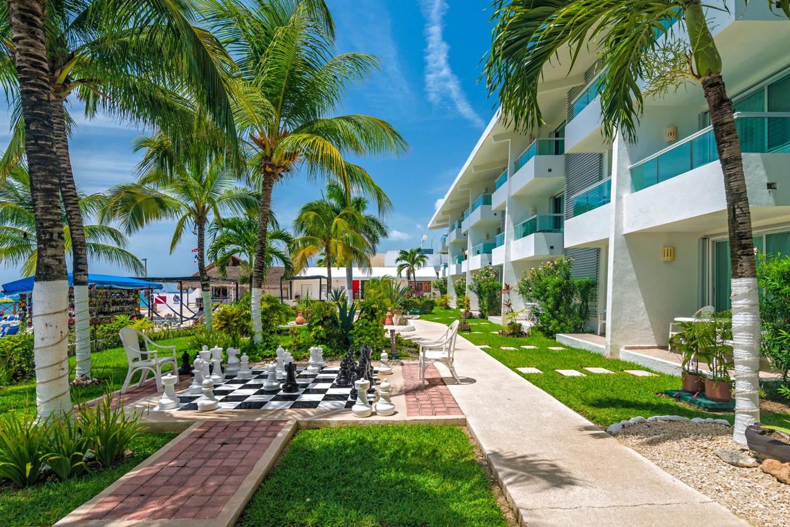 El Cid La Ceiba Beach Hotel