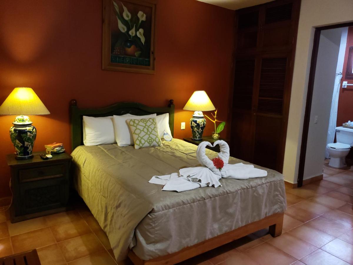 Hacienda San Miguel Hotel & Suites